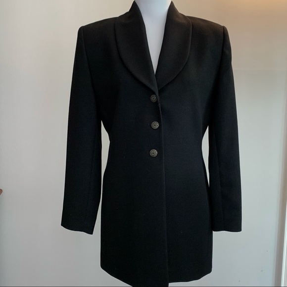 Valeri Stevens Evening jacket. Size 6. - Picture 4 of 9